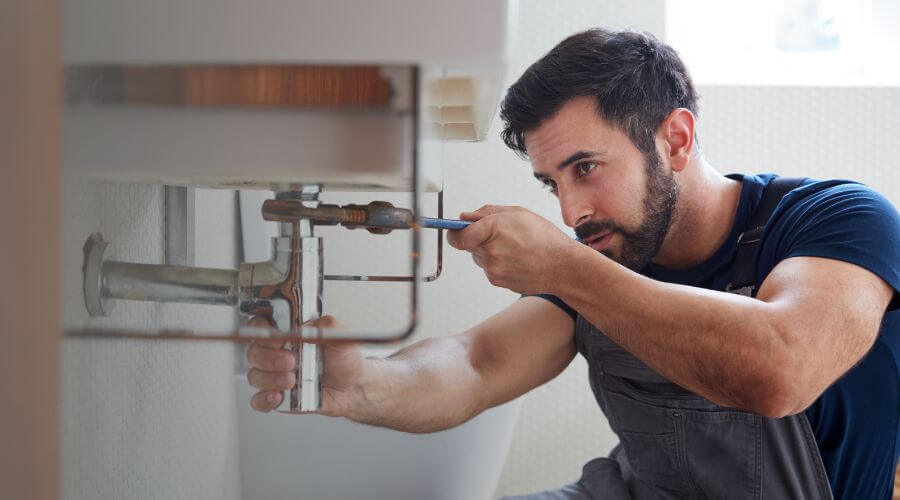 Professional sink repair services in Midland, MI